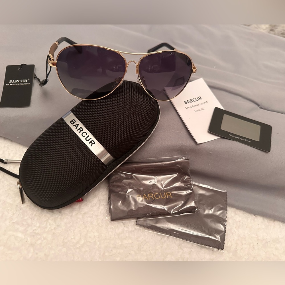 BRAND NEW UNISEX GOLD BARCUR POLARIZED SUNGLASSES